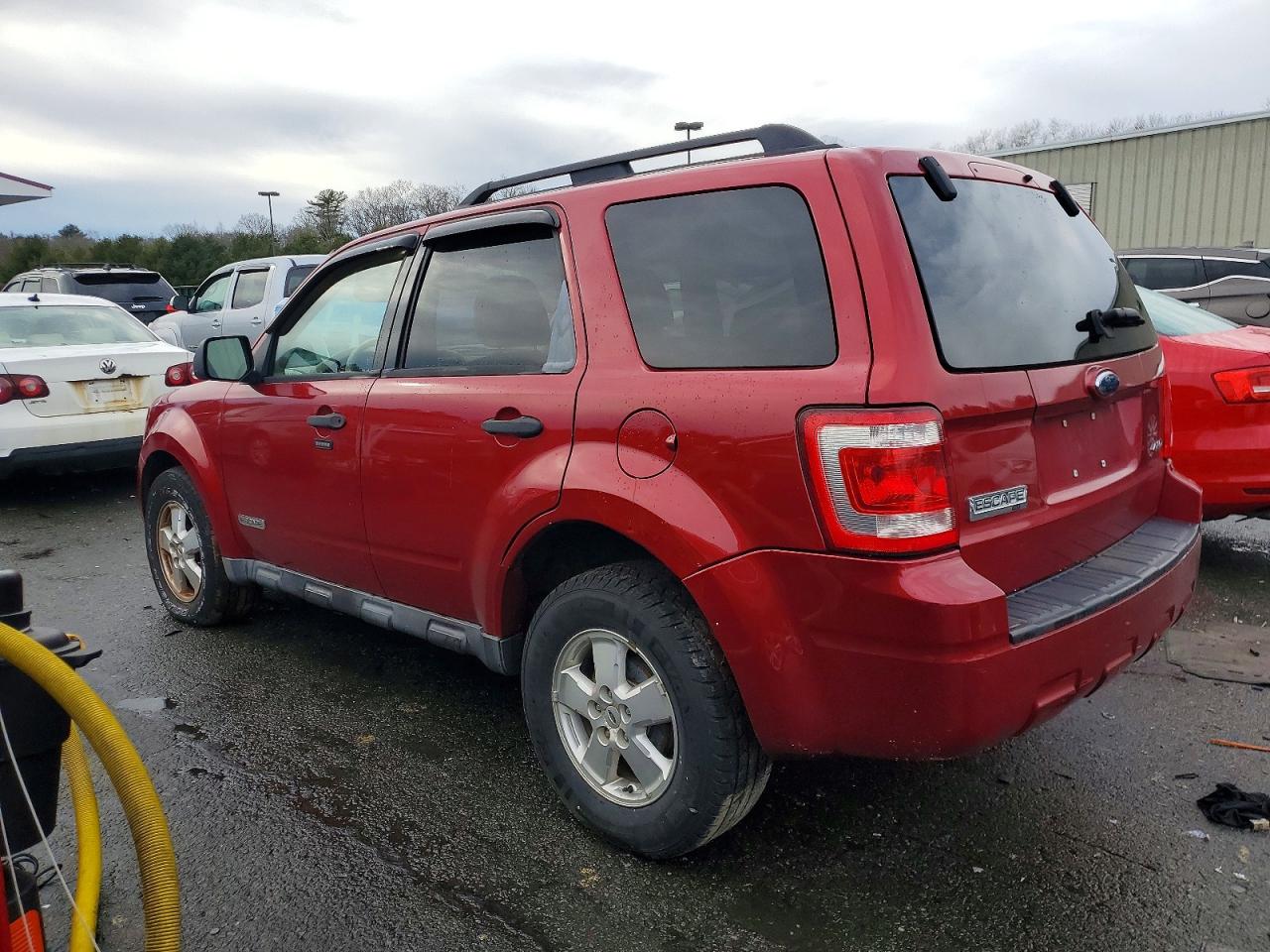 2008 FORD ESCAPE XLT photo 2