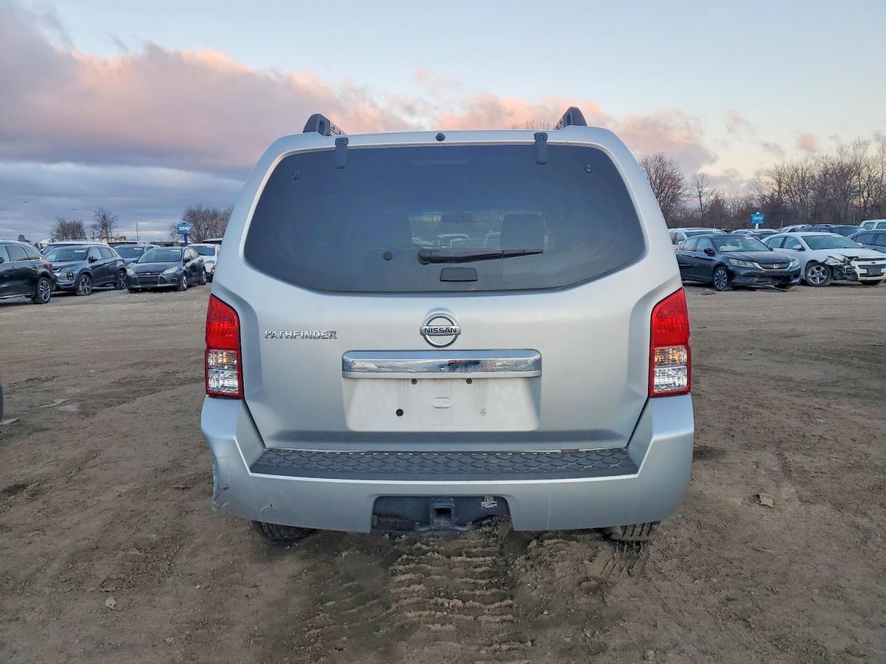 2008 NISSAN PATHFINDER S photo 6