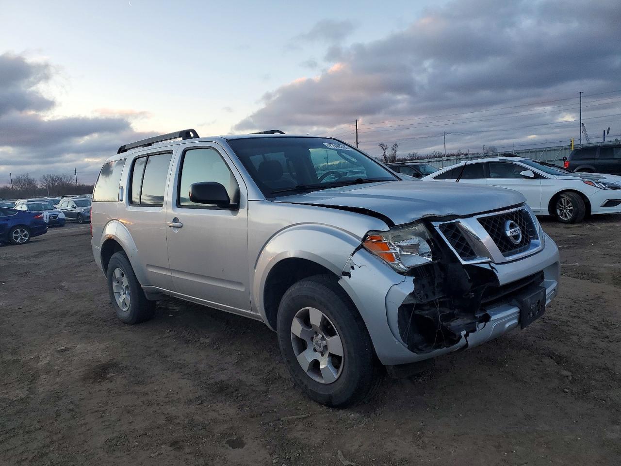 2008 NISSAN PATHFINDER S photo 4