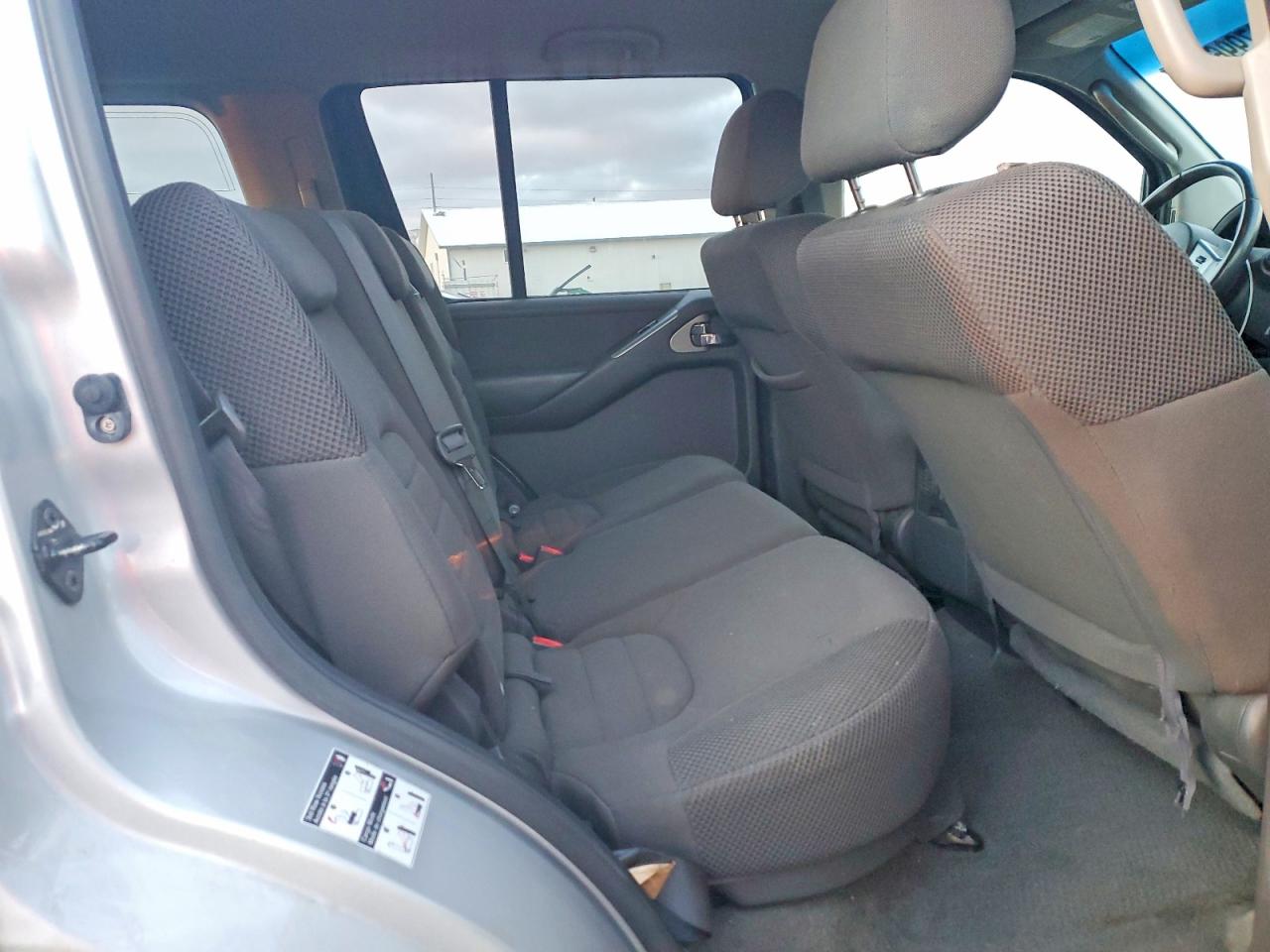 2008 NISSAN PATHFINDER S photo 11