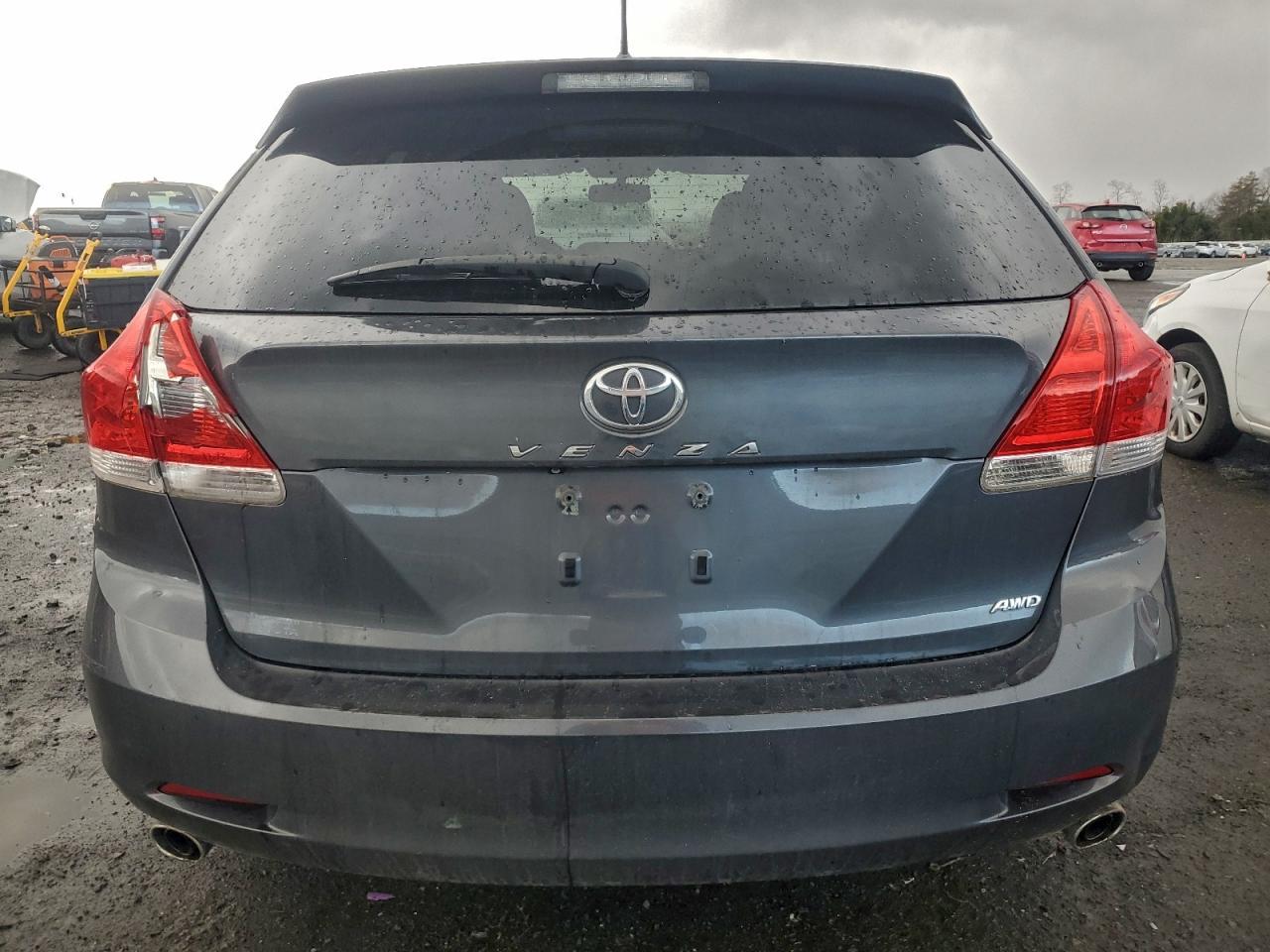 2010 TOYOTA VENZA photo 6