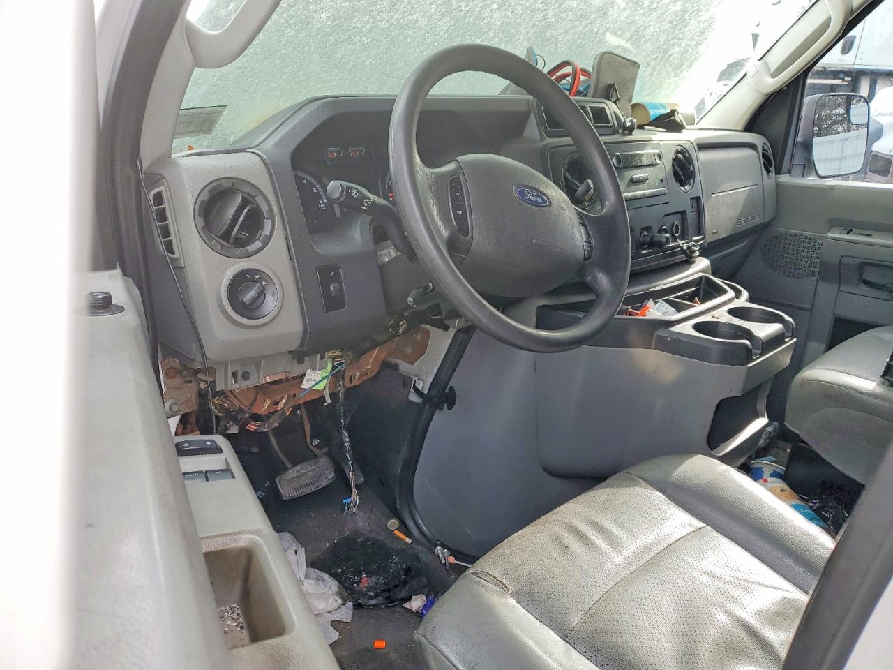2011 FORD ECONOLINE E250 VAN photo 8