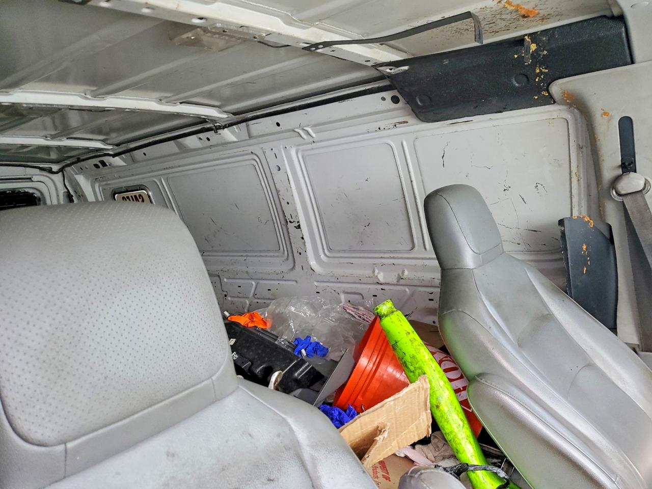 2011 FORD ECONOLINE E250 VAN photo 11