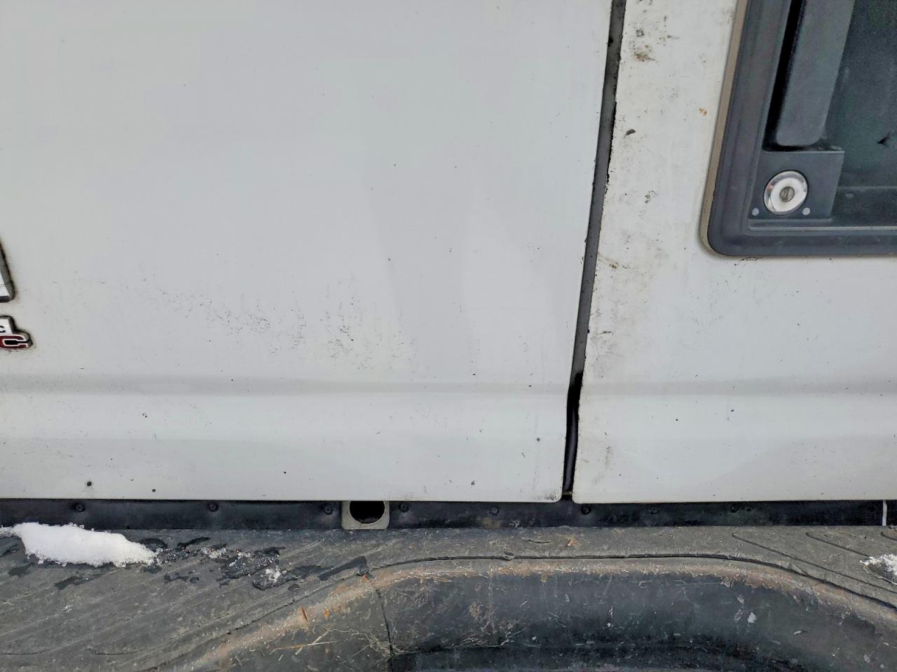 2011 FORD ECONOLINE E250 VAN photo 10