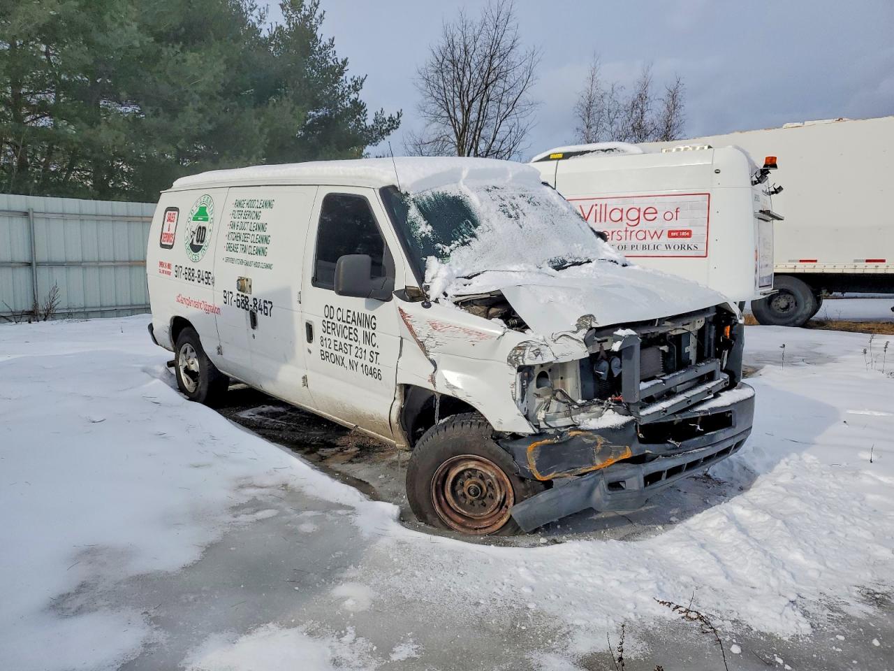2011 FORD ECONOLINE E250 VAN photo 4