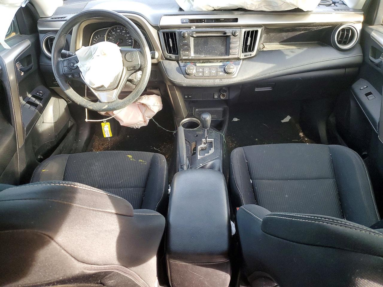 2015 TOYOTA RAV4 XLE photo 8