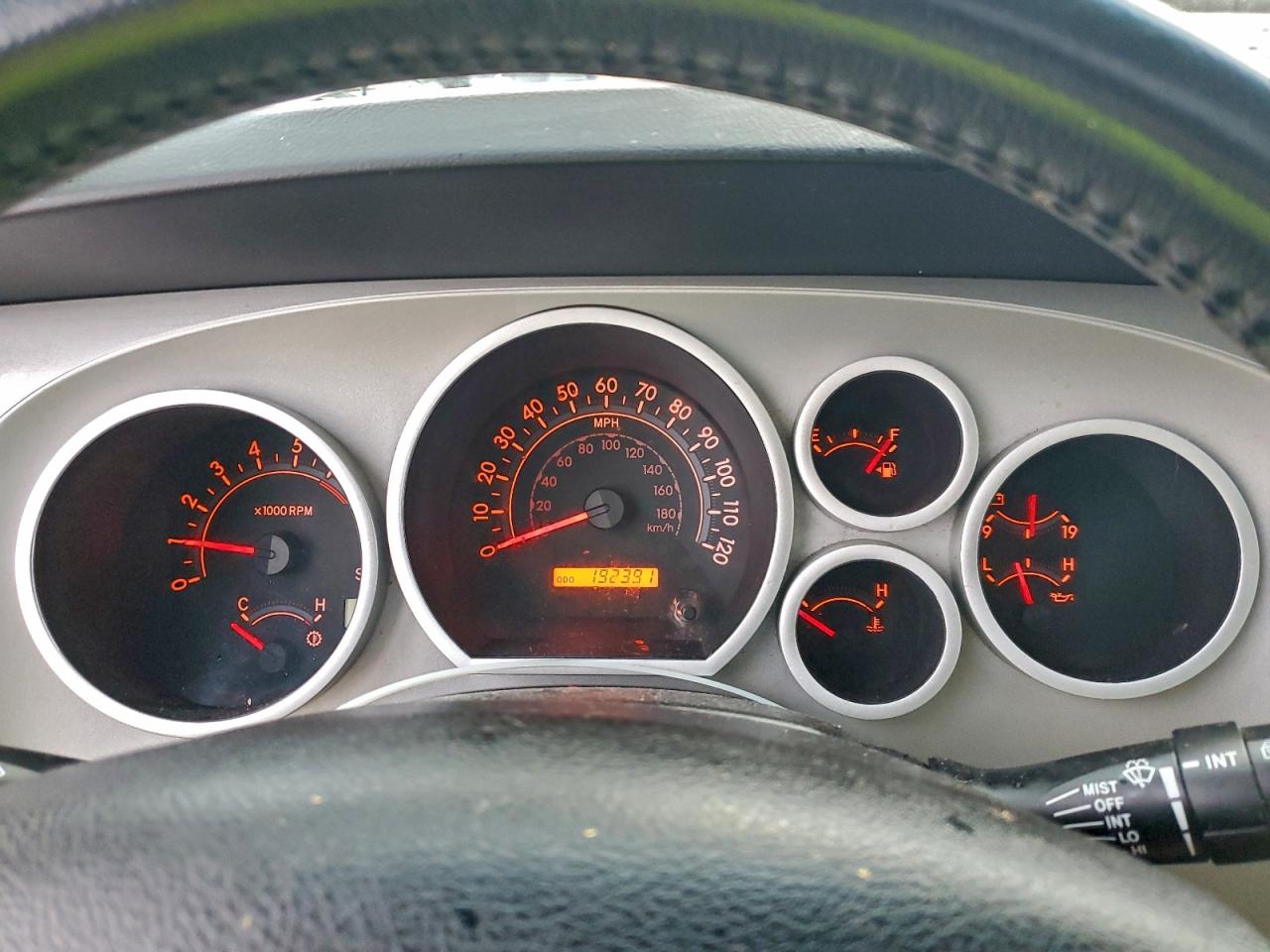 2008 TOYOTA SEQUOIA SR5 photo 9
