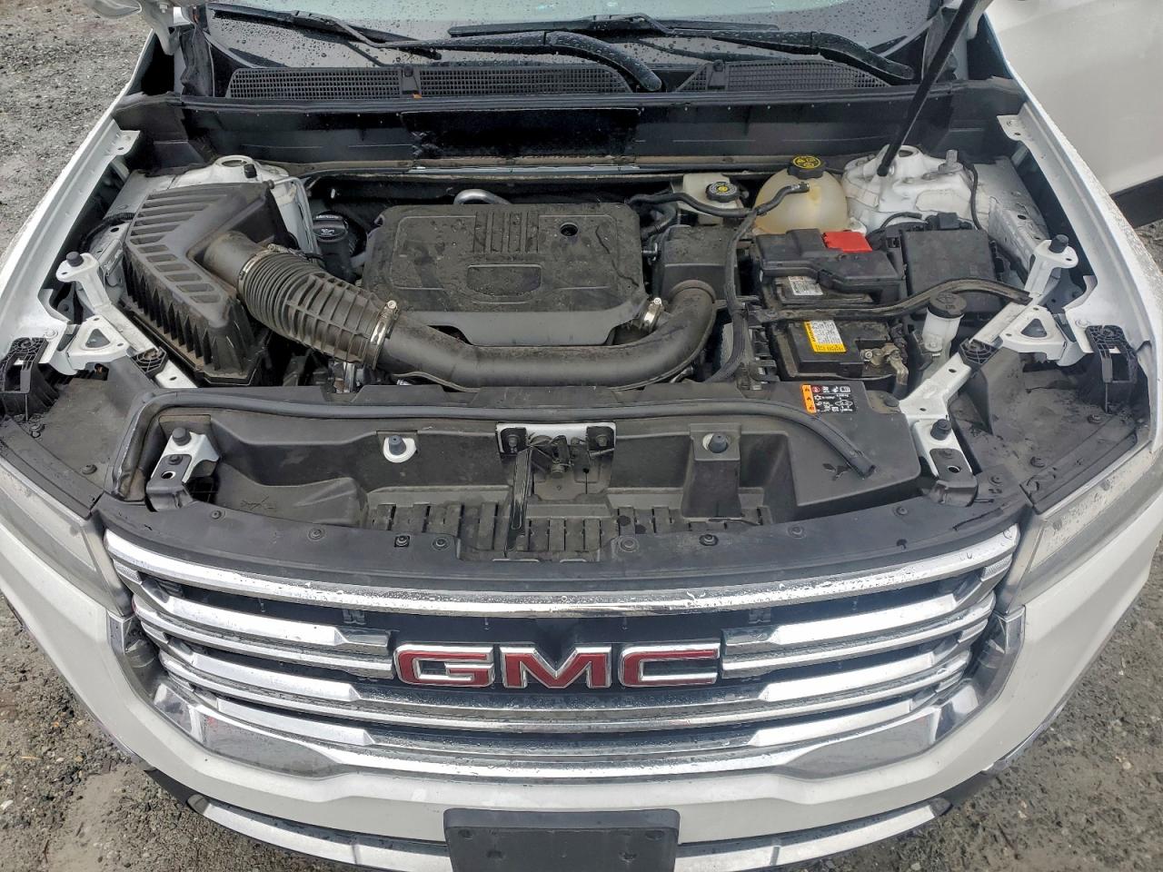 2023 GMC ACADIA SLT photo 12