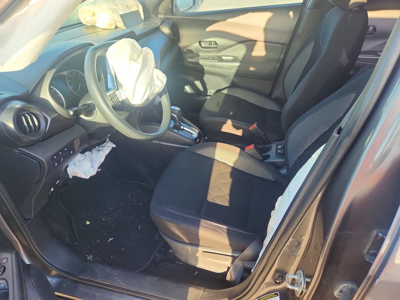 2020 NISSAN KICKS S photo 7