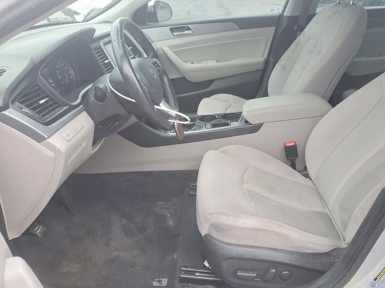 2018 HYUNDAI SONATA SEL photo 7