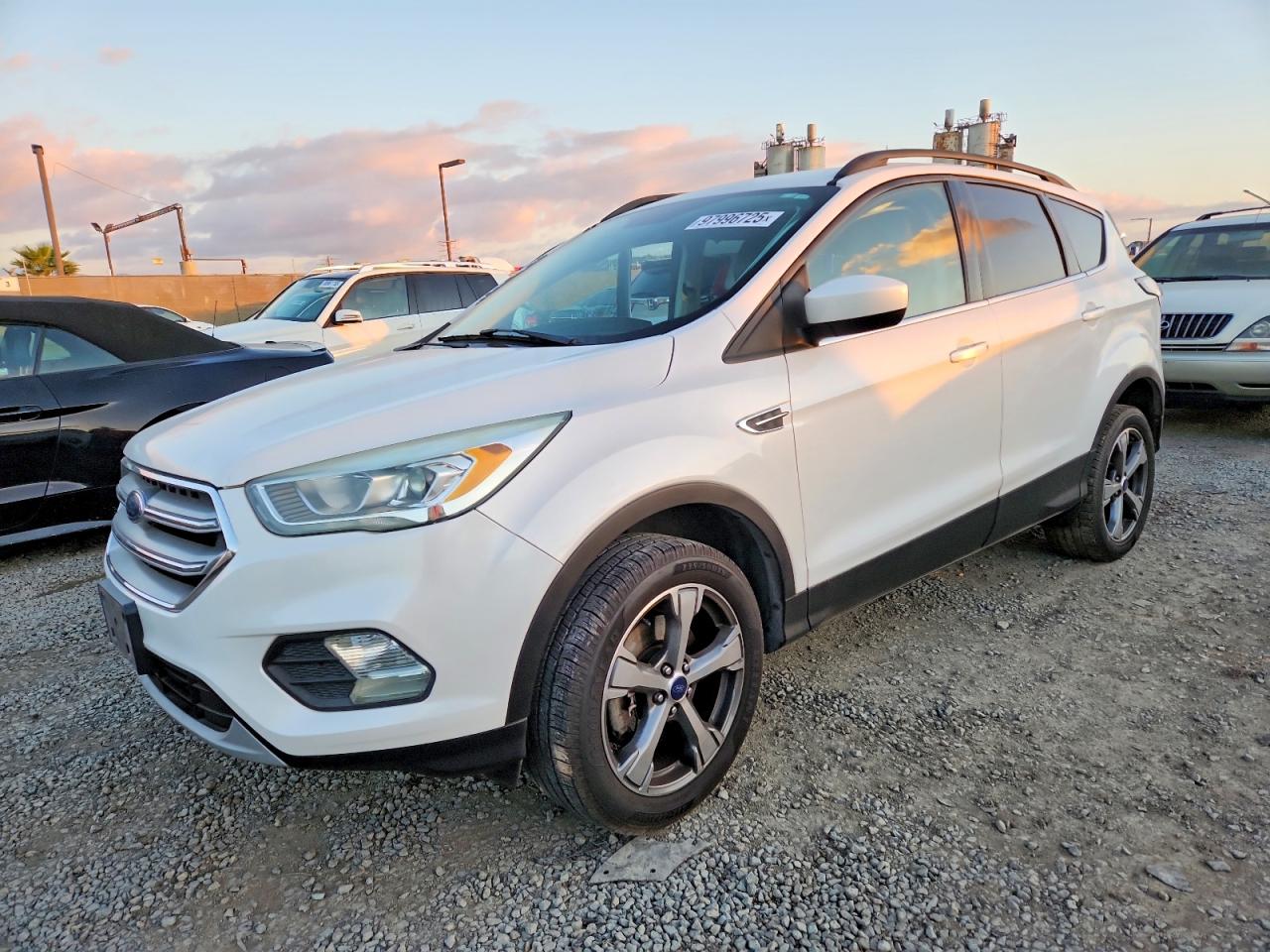 2017 FORD ESCAPE