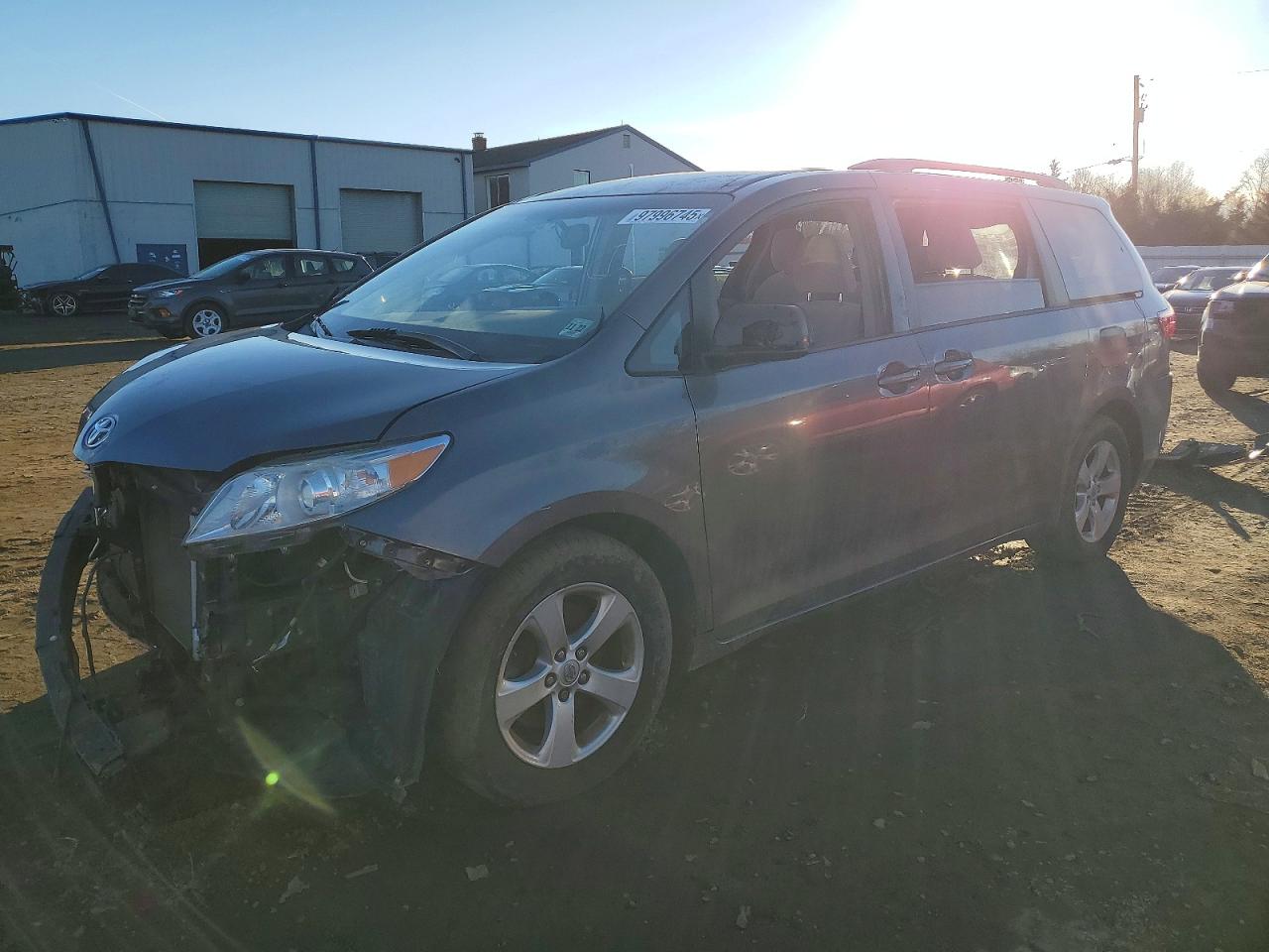 2017 TOYOTA SIENNA