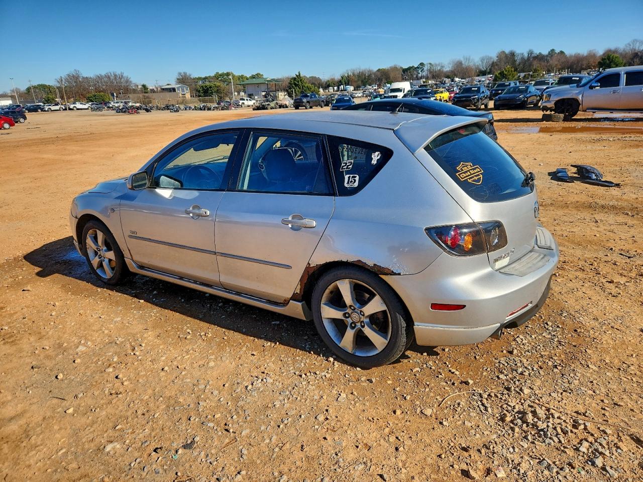 2004 MAZDA 3 HATCHBACK photo 2