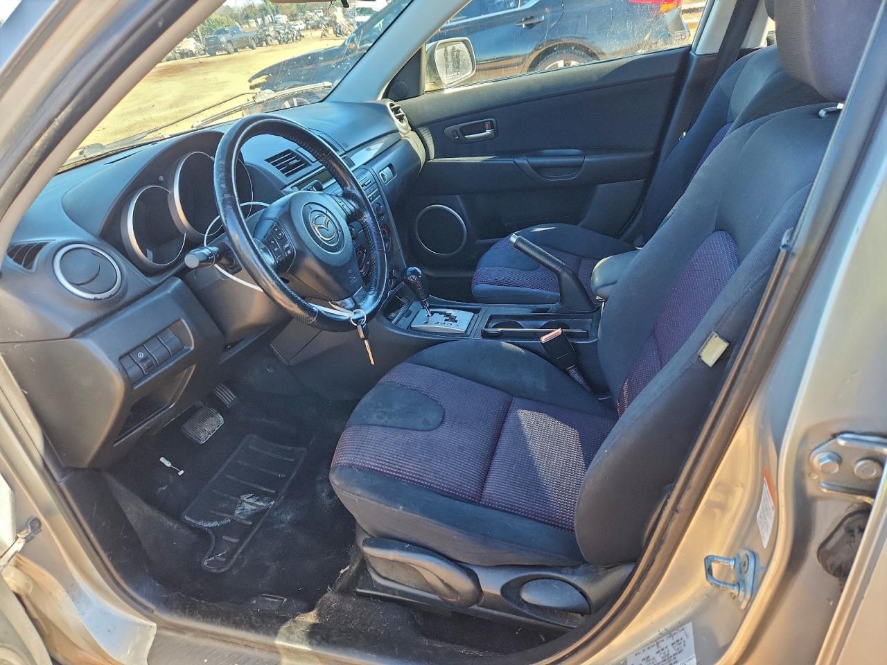 2004 MAZDA 3 HATCHBACK photo 7