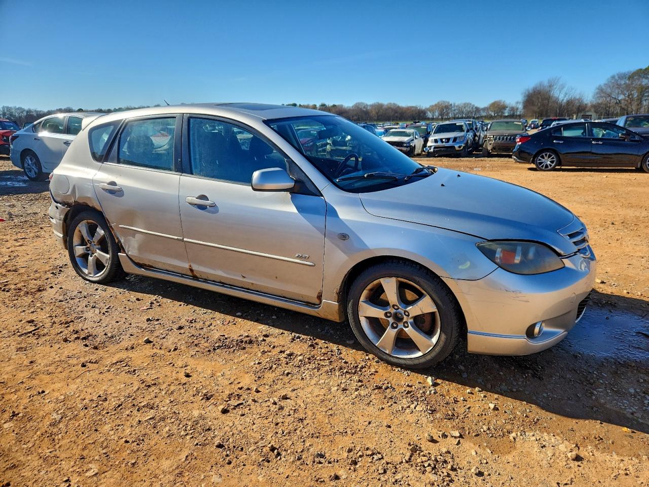 2004 MAZDA 3 HATCHBACK photo 4