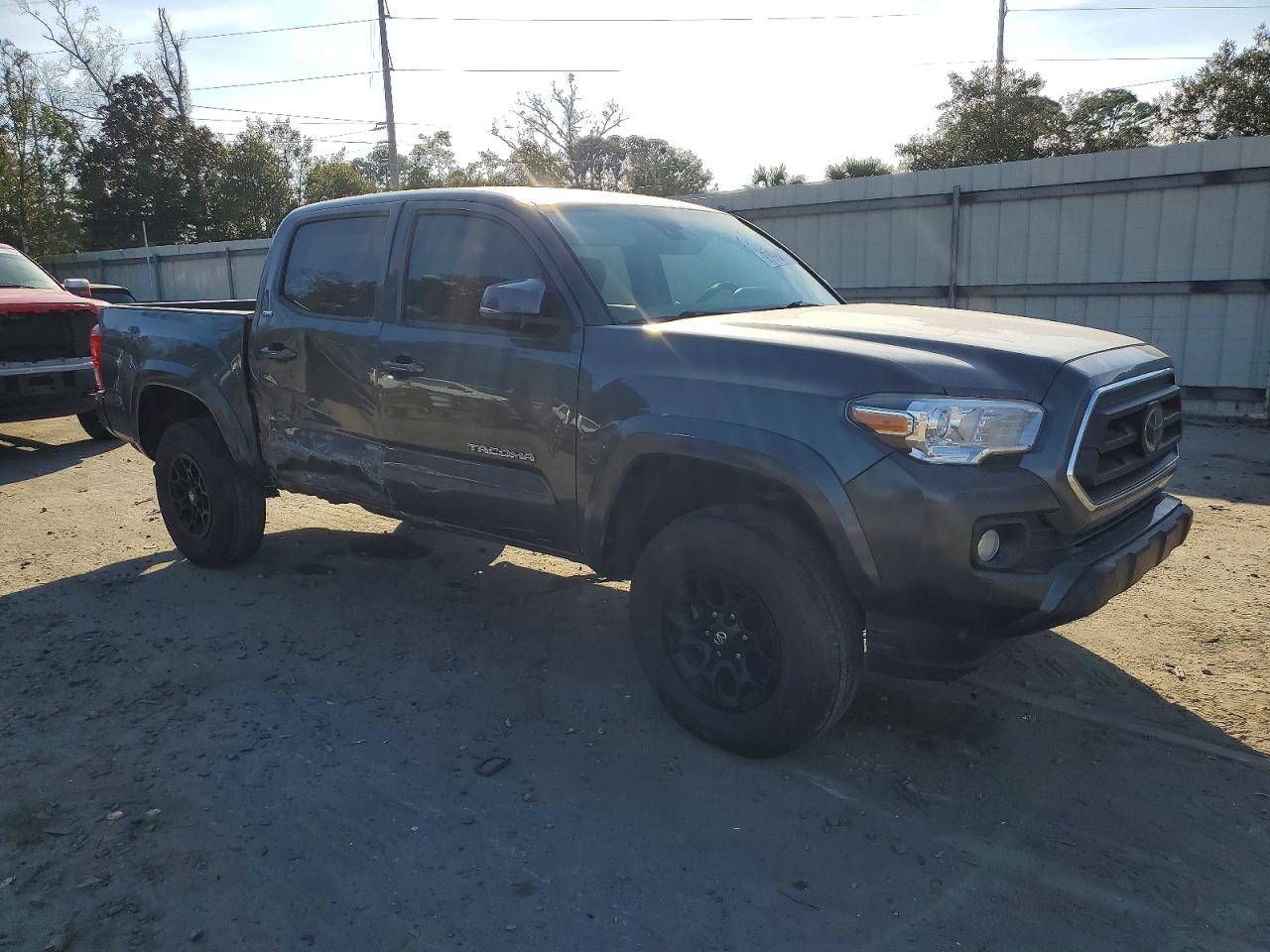 2022 TOYOTA TACOMA DOUBLE CAB photo 4