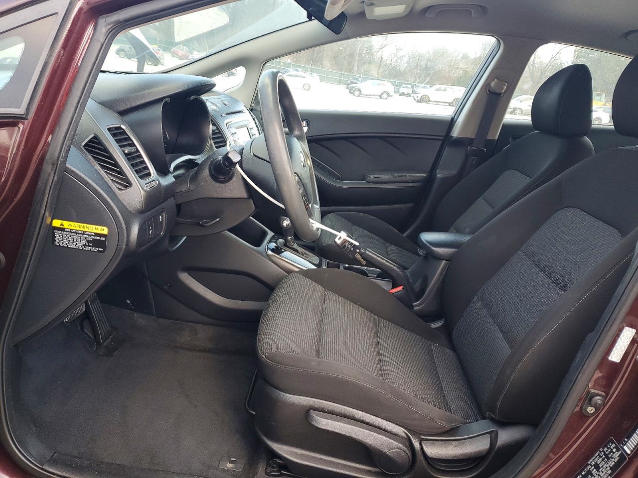 2017 KIA FORTE LX photo 7