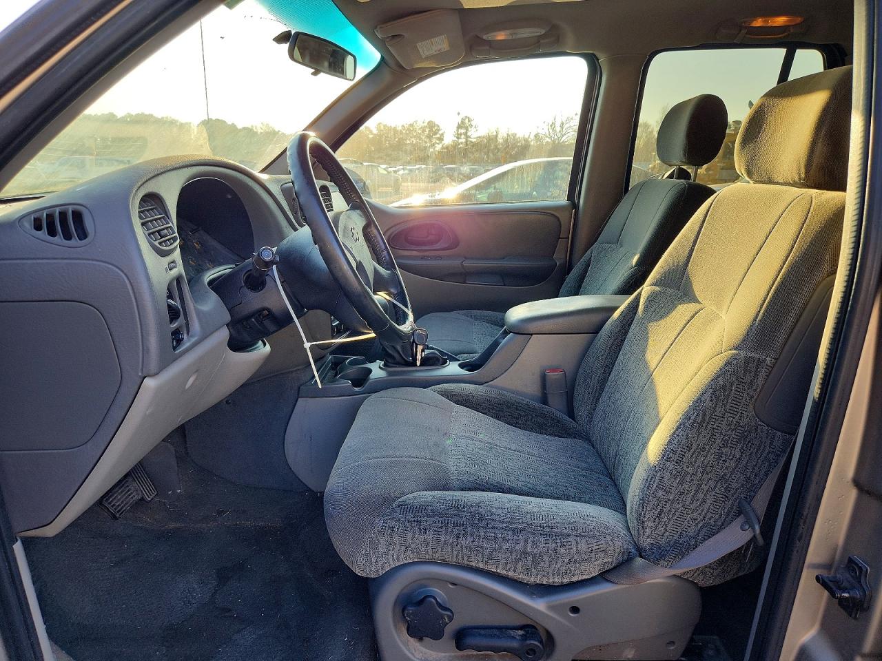2002 CHEVROLET TRAILBLAZER photo 7