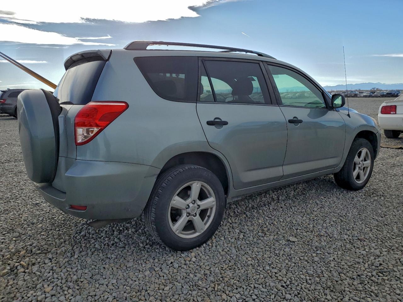 2007 TOYOTA RAV4 photo 3
