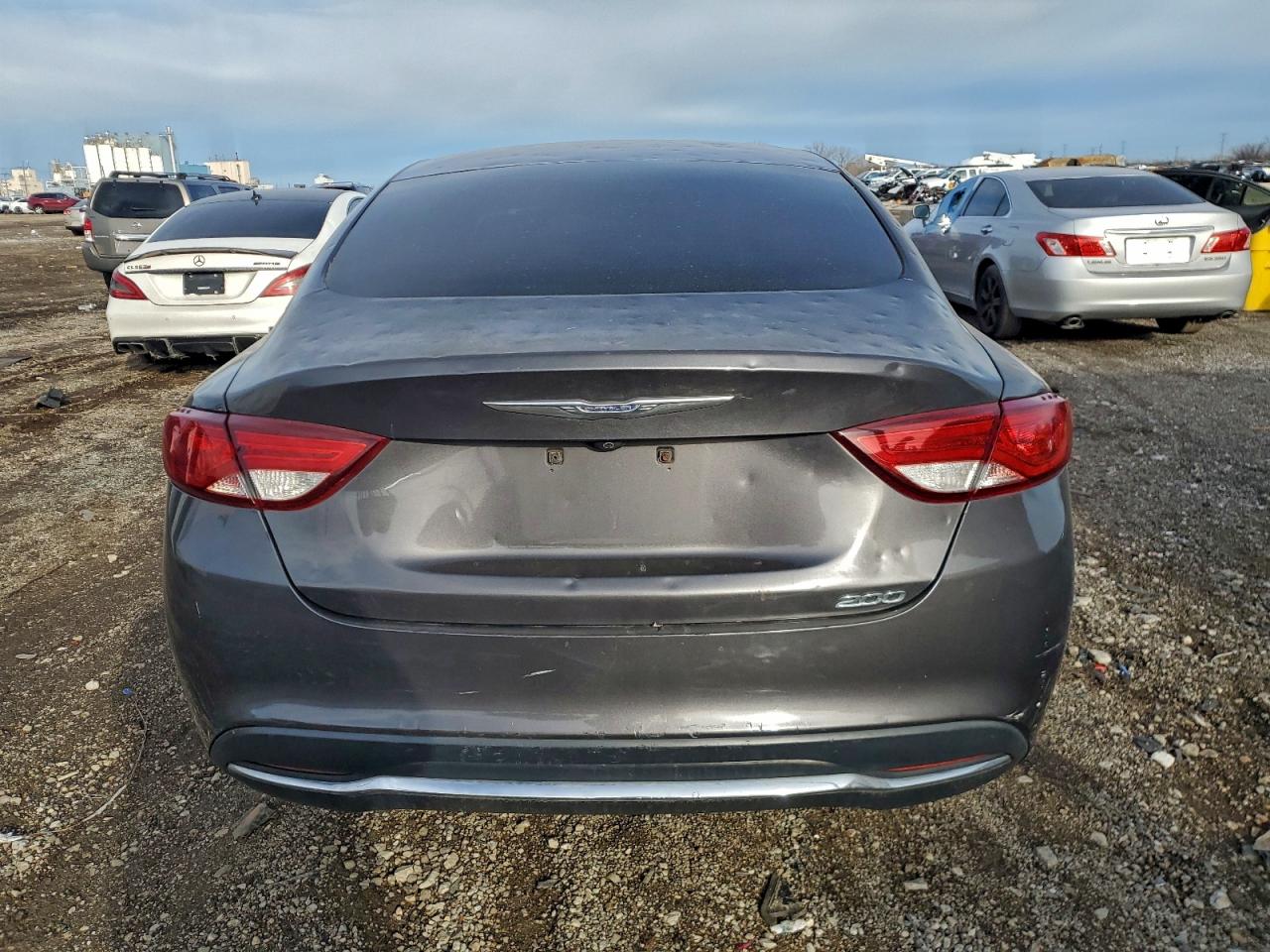 2016 CHRYSLER 200 photo 6