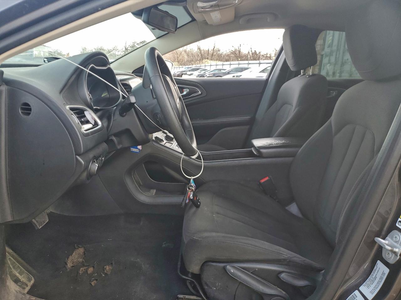 2016 CHRYSLER 200 photo 7