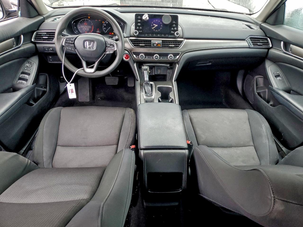 2018 HONDA ACCORD LX photo 8