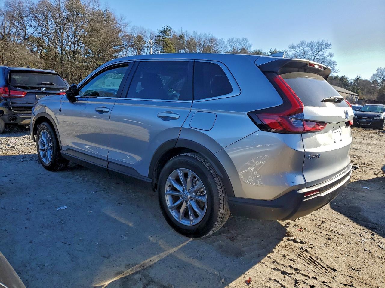 2025 HONDA CR-V EXL photo 2