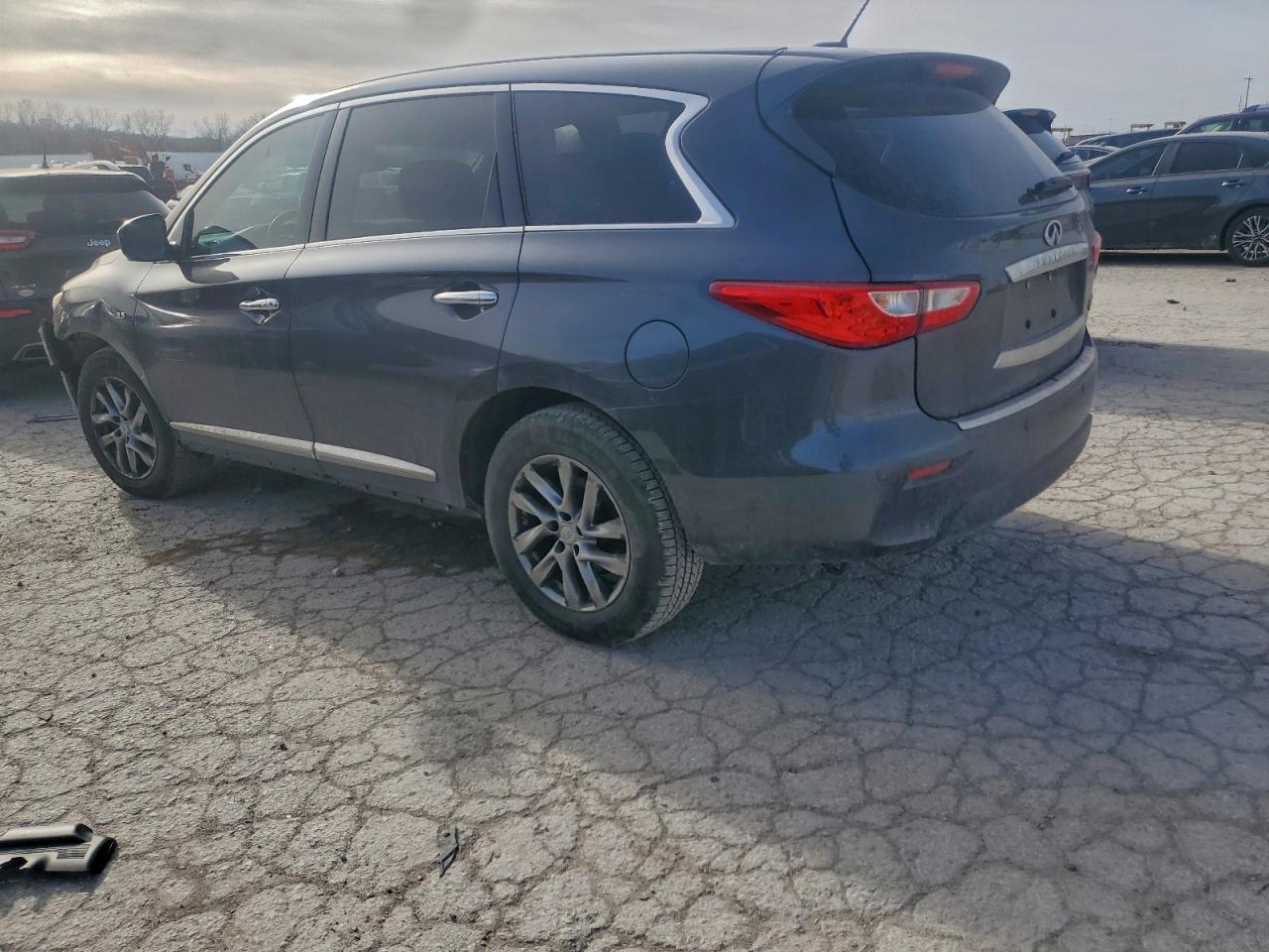 2014 INFINITI QX60 photo 2