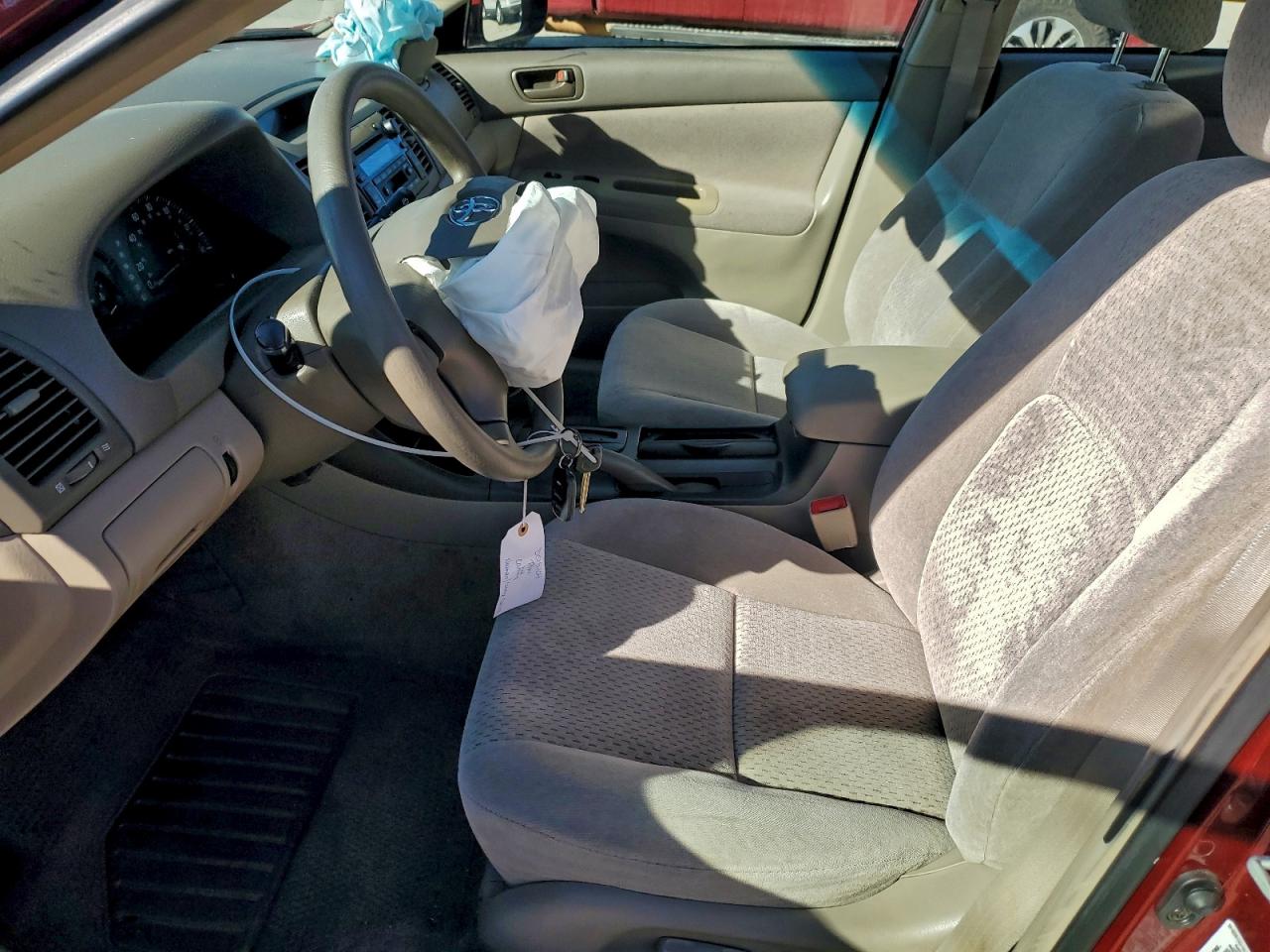 2003 TOYOTA CAMRY LE photo 7