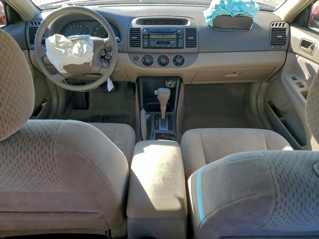 2003 TOYOTA CAMRY LE photo 8