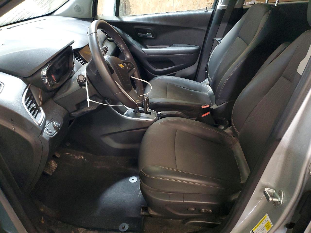 2022 CHEVROLET TRAX 1LT photo 7
