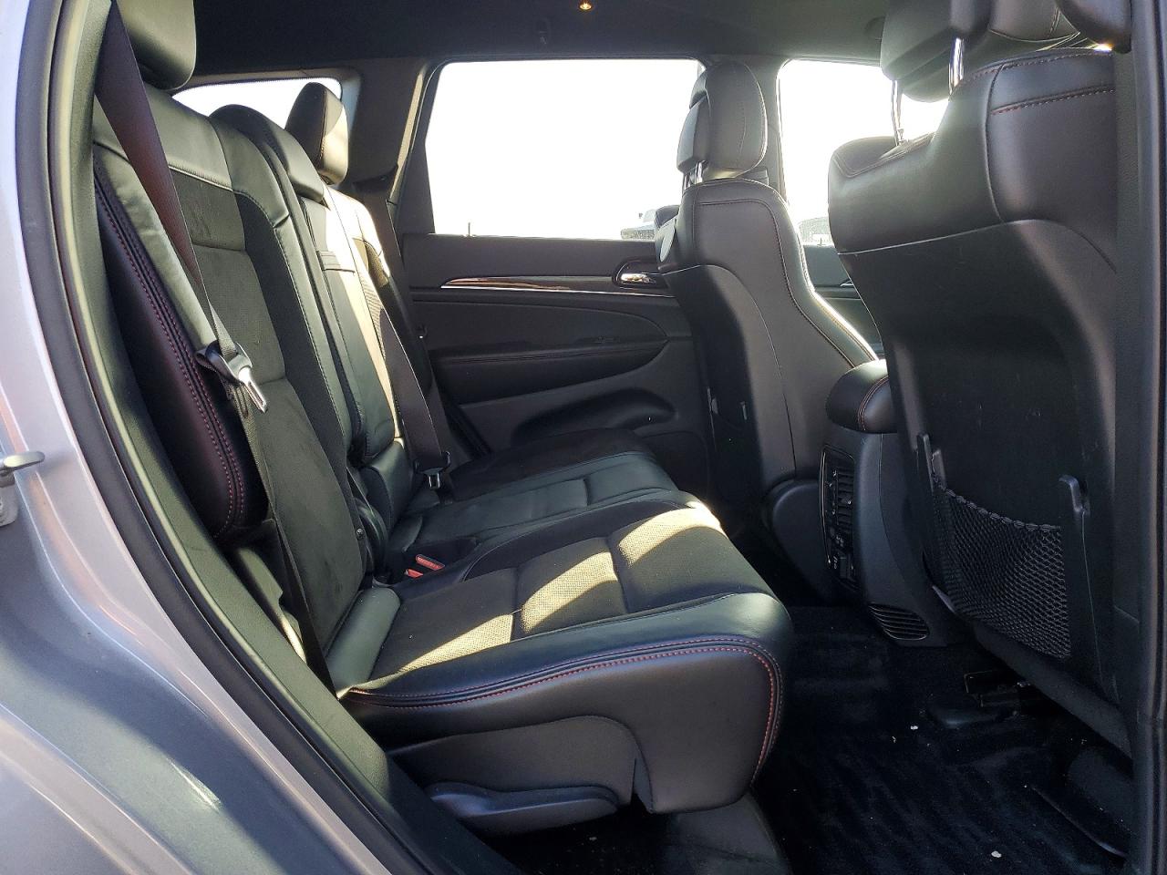 2020 JEEP GRAND CHEROKEE TRAILHAWK photo 11