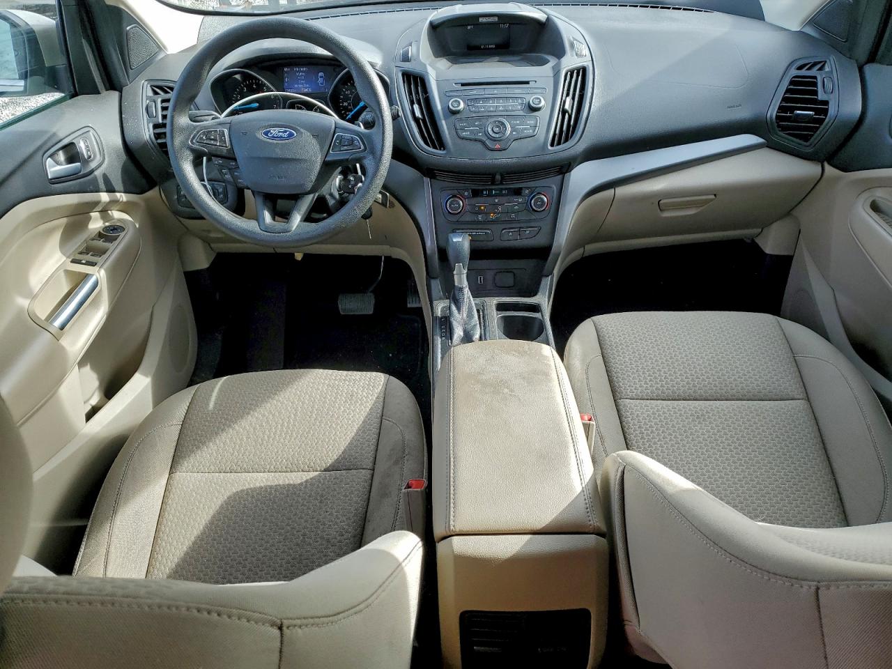2017 FORD ESCAPE SE photo 8