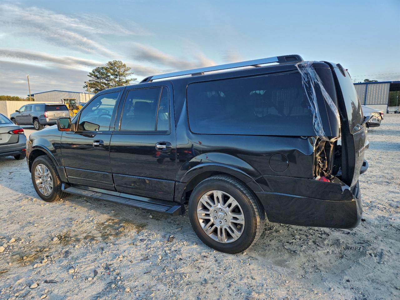 2011 FORD EXPEDITION EL LIMITED photo 2