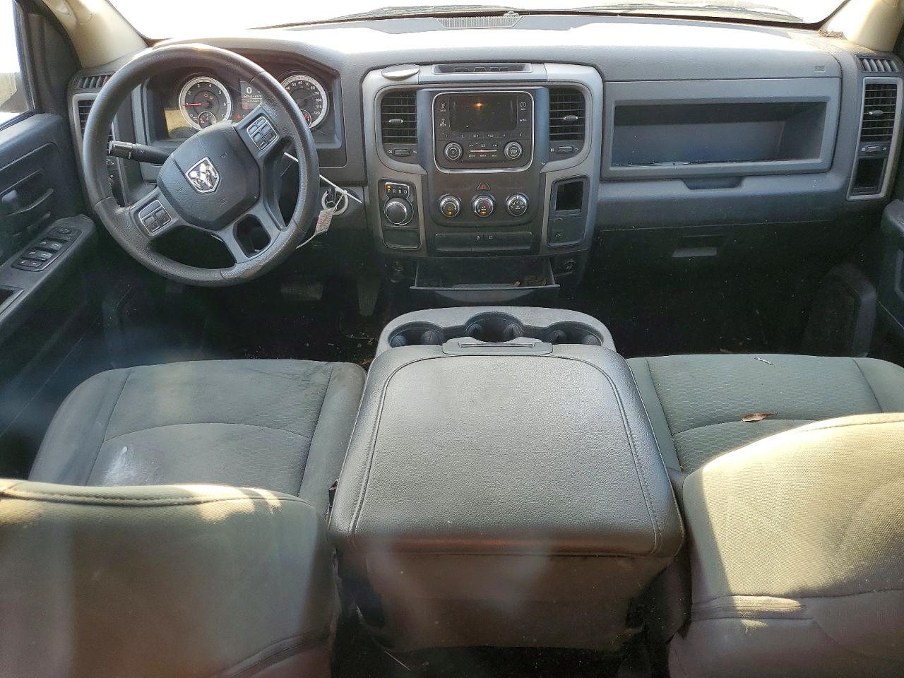 2015 RAM 1500 ST photo 8