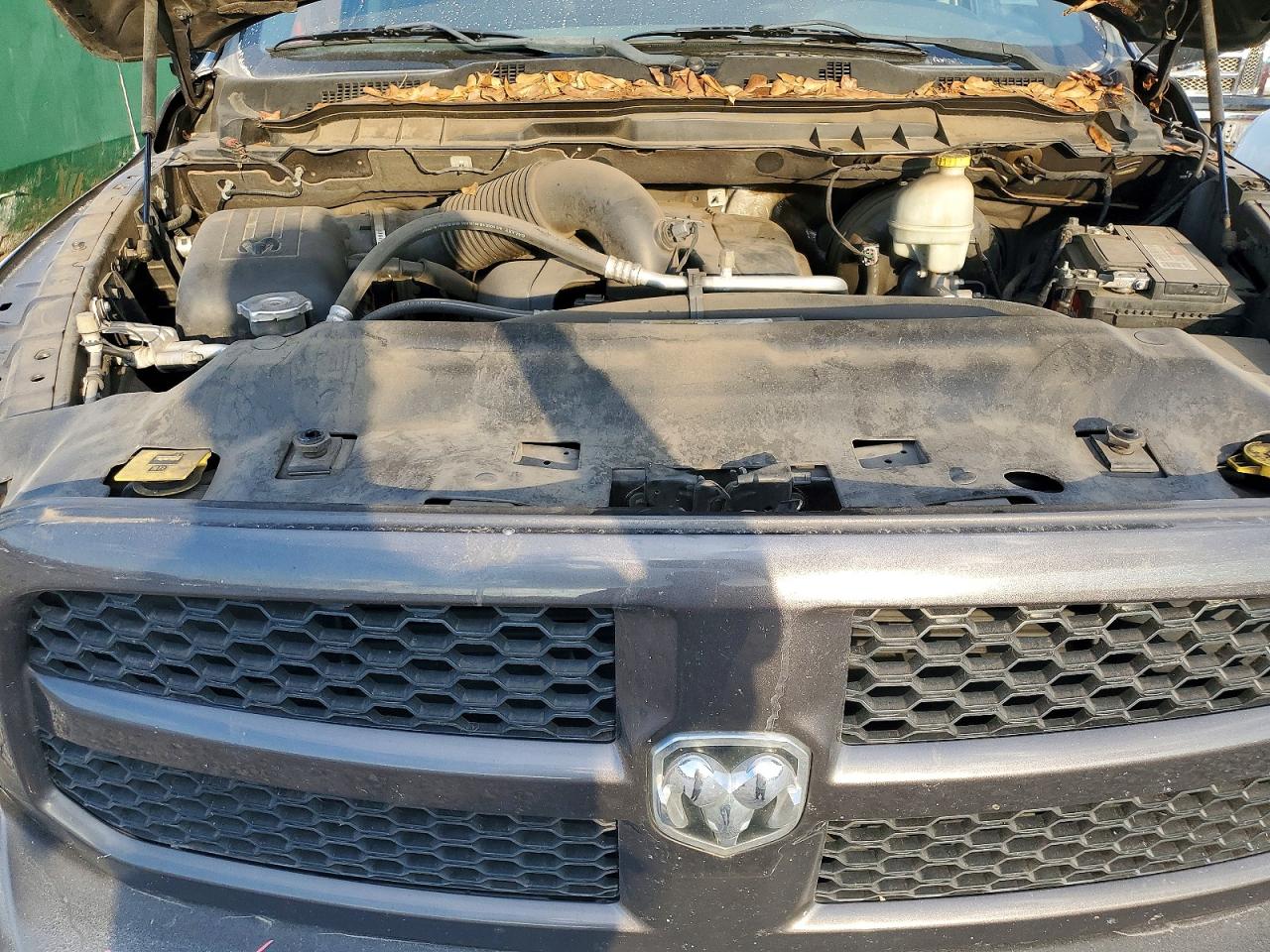 2015 RAM 1500 ST photo 11