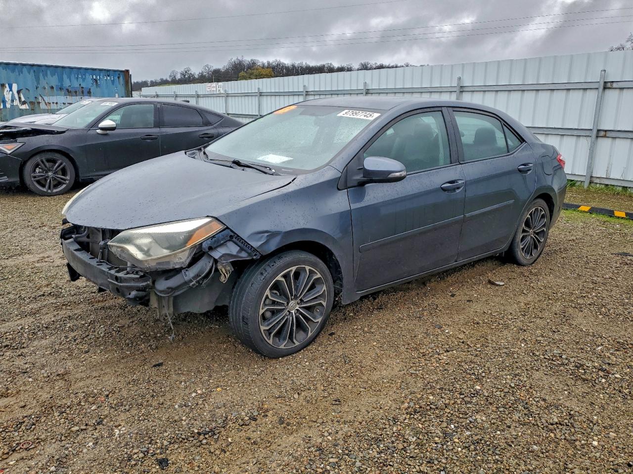 2015 TOYOTA COROLLA