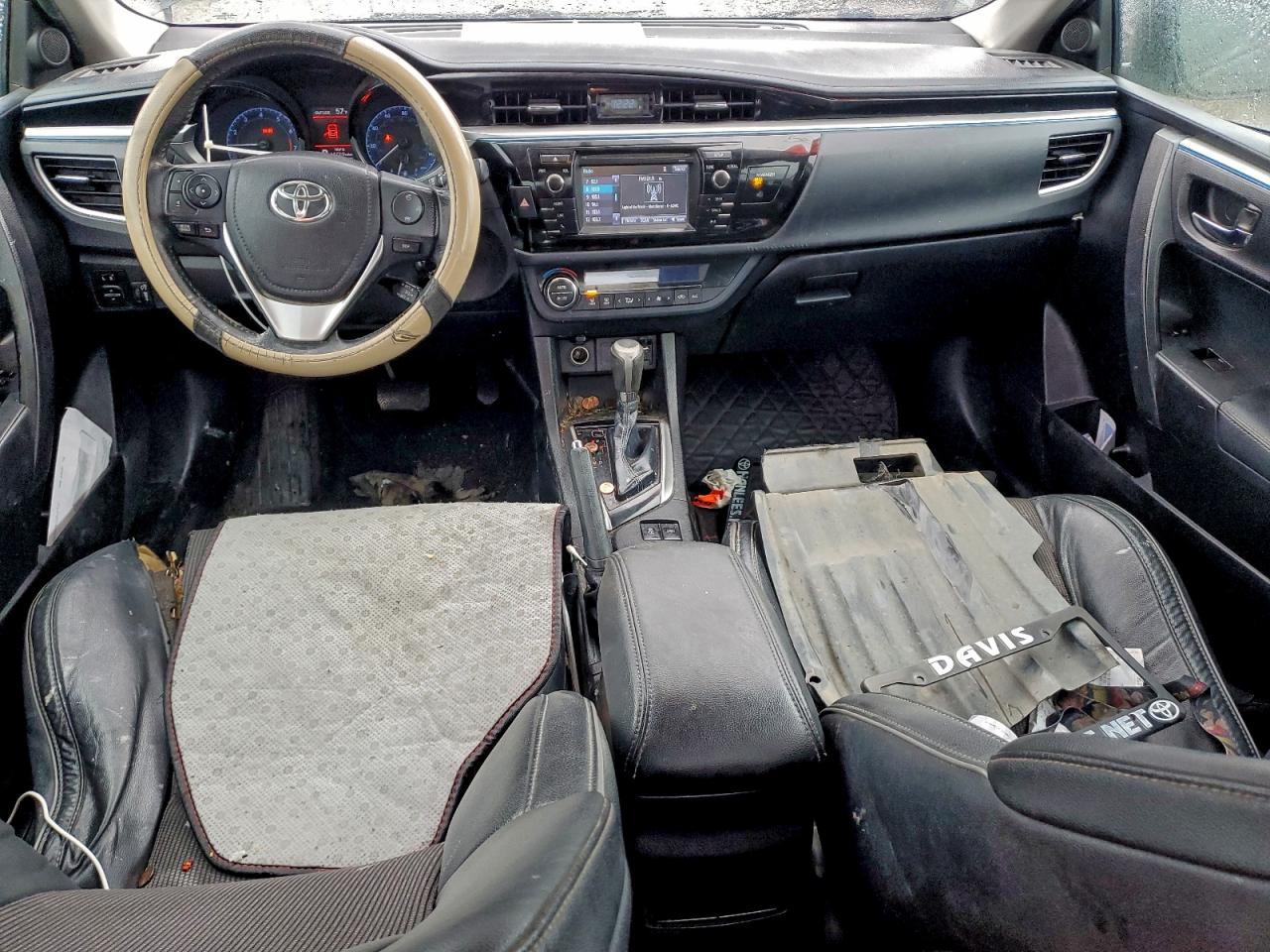 2015 TOYOTA COROLLA L photo 8