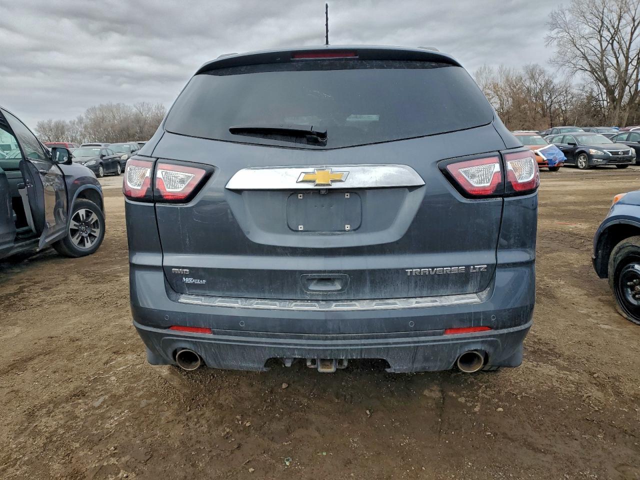 2014 CHEVROLET TRAVERSE LTZ photo 6