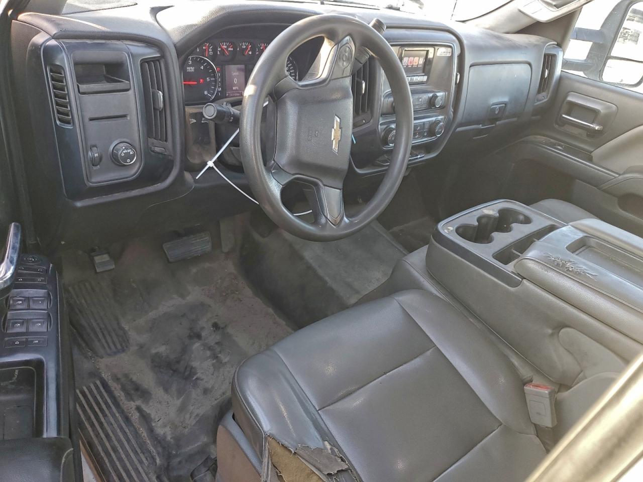 2015 CHEVROLET SILVERADO C2500 HEAVY DUTY photo 8