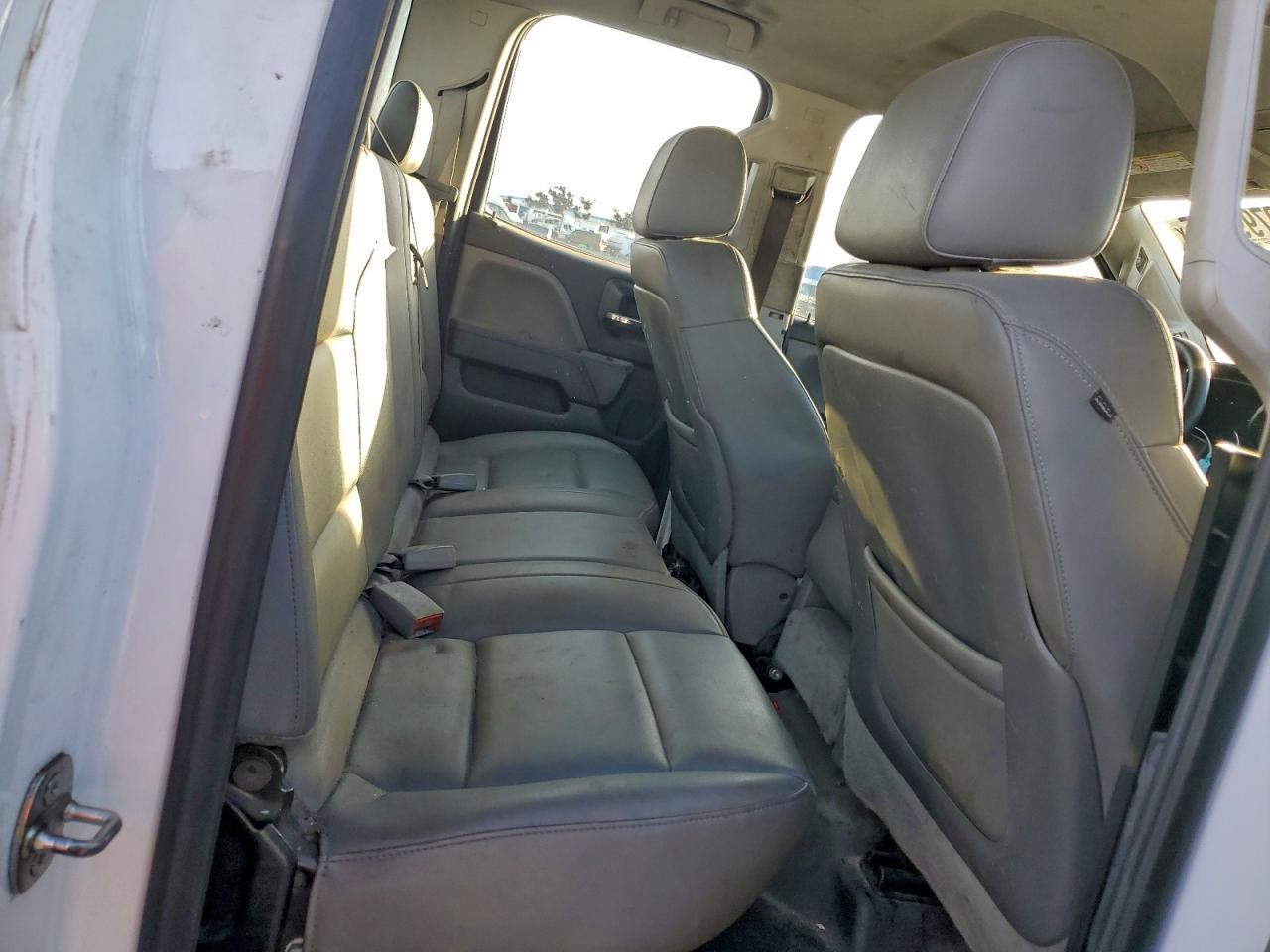 2015 CHEVROLET SILVERADO C2500 HEAVY DUTY photo 10