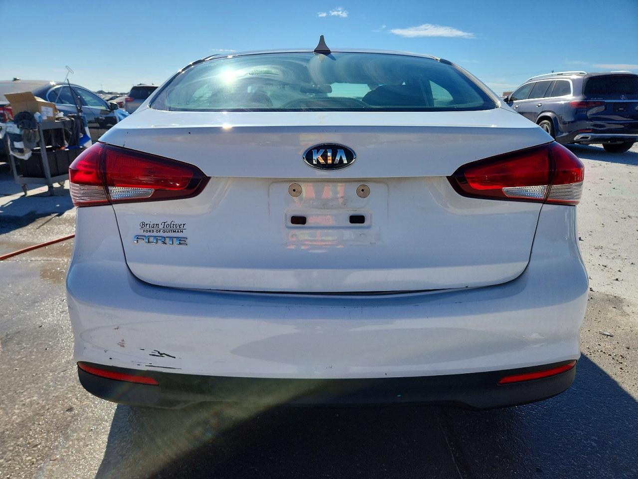 2017 KIA FORTE LX photo 6