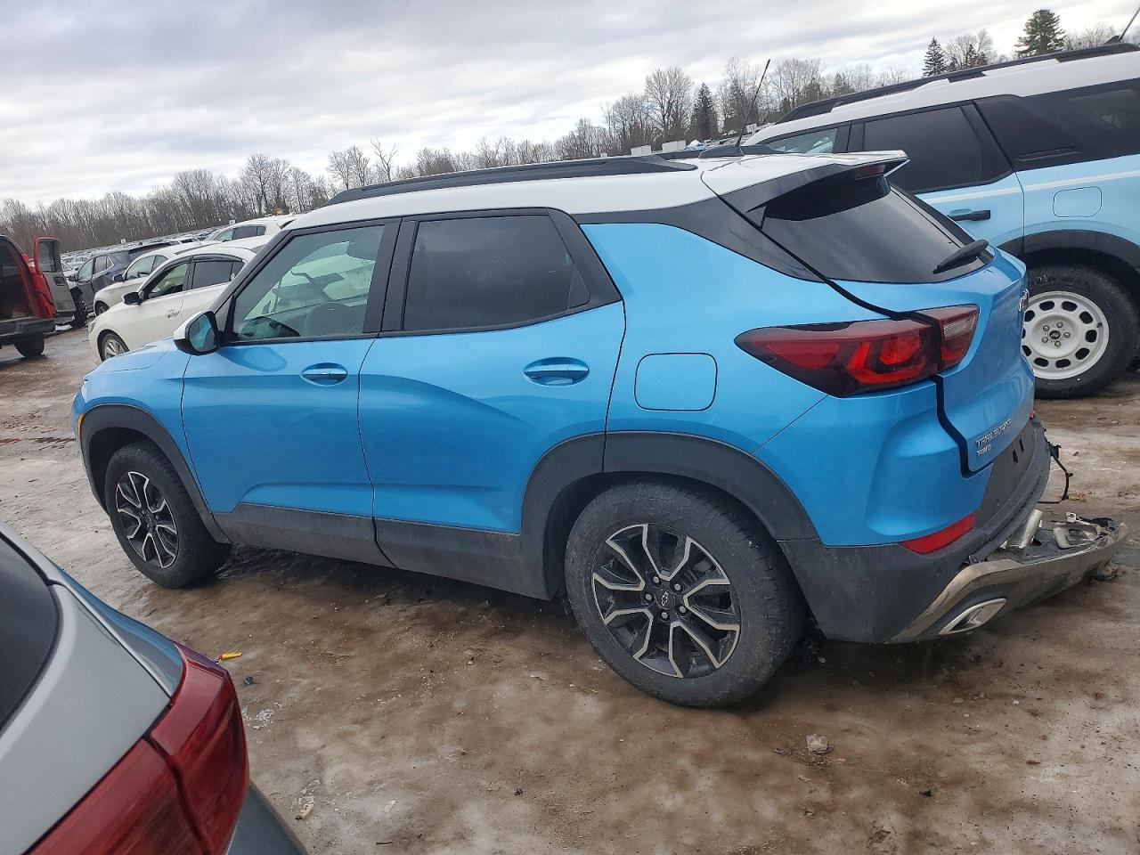 2025 CHEVROLET TRAILBLAZER ACTIV photo 2