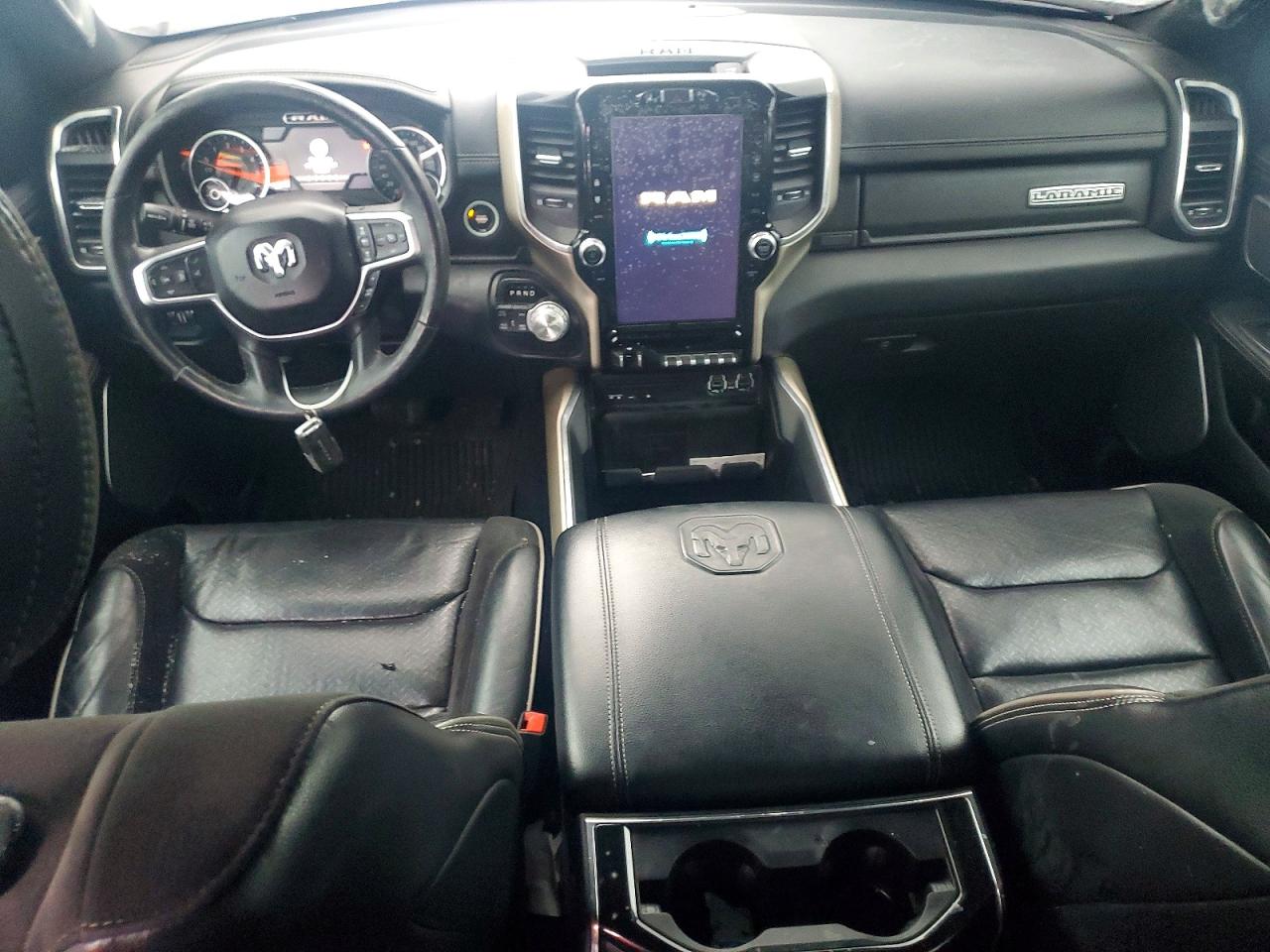 2019 RAM 1500 LARAMIE photo 8
