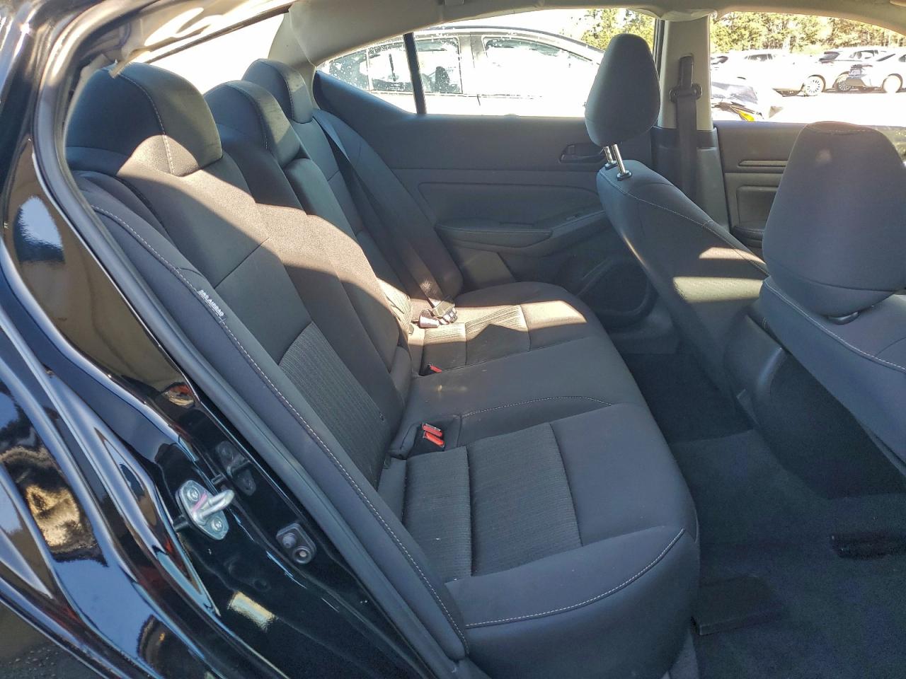 2025 NISSAN ALTIMA SV photo 10