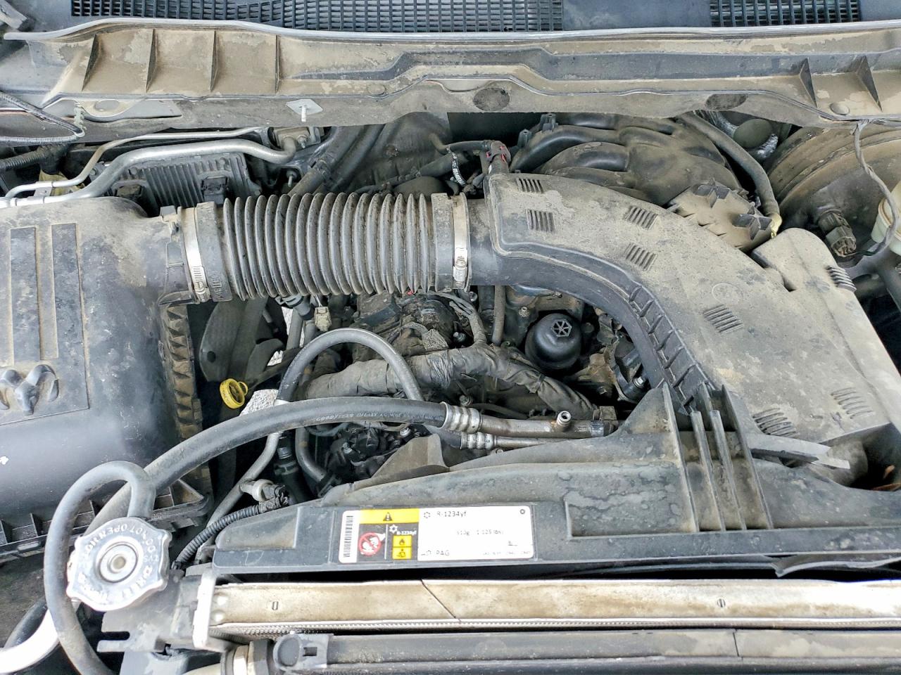 2014 RAM 1500 ST photo 11