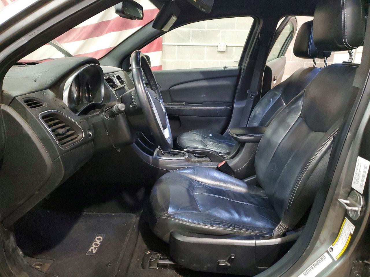2013 CHRYSLER 200 LIMITED photo 7