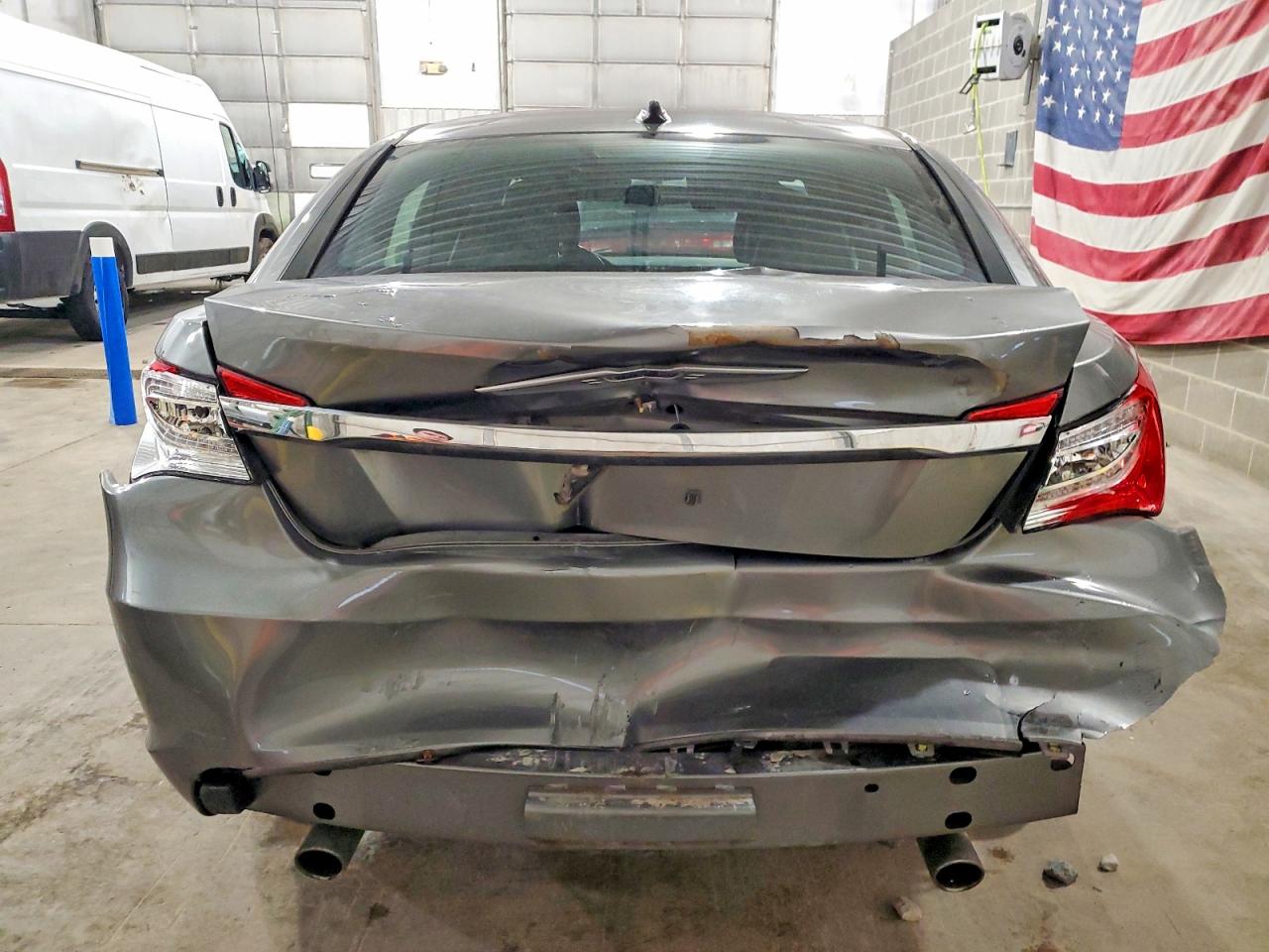 2013 CHRYSLER 200 LIMITED photo 6