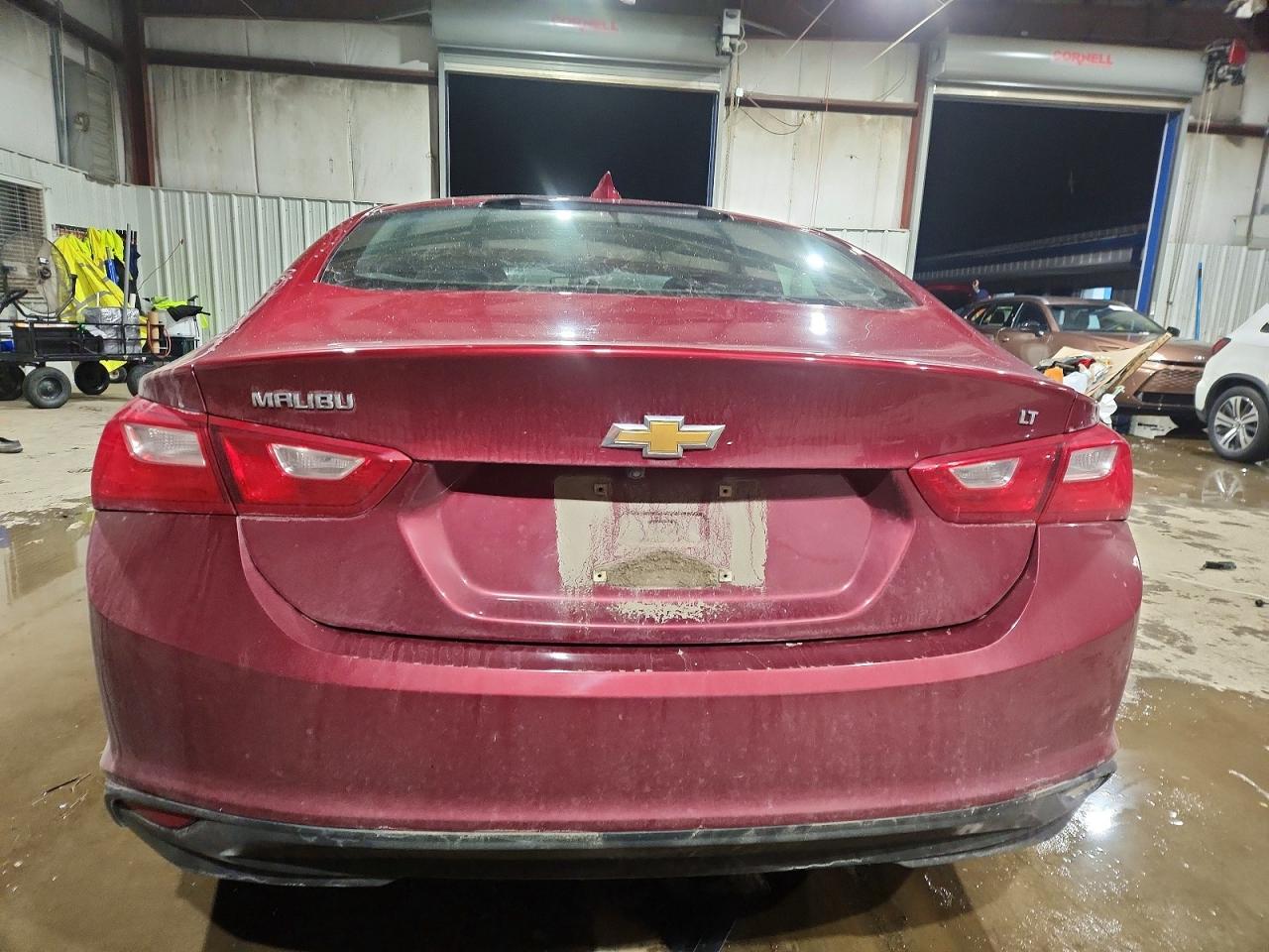 2017 CHEVROLET MALIBU LT photo 6