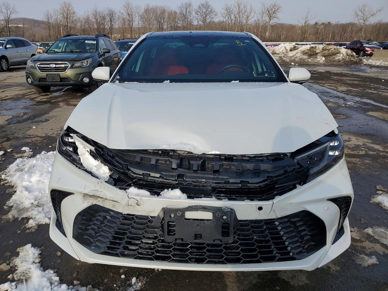 2025 TOYOTA CAMRY XSE photo 5